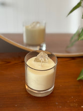 Load image into Gallery viewer, Clarity - Clear Quartz & Jasmine - Crystal Chakra Candle (30cl)