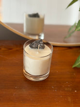 Load image into Gallery viewer, Grounding - Smokey Quartz &amp; Sandalwood - Crystal Chakra Candle (30cl)
